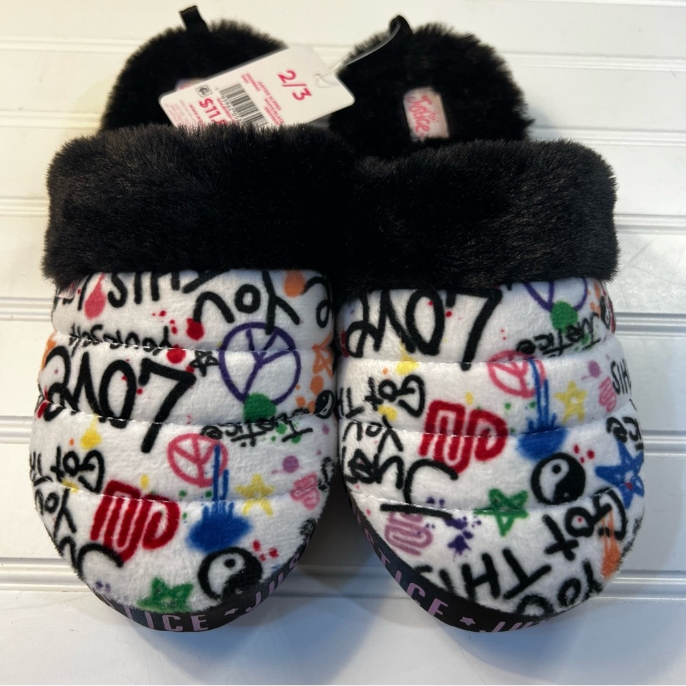 Justice Girls Plush Slippers Size 2-3 NWT Graffiti Love Yourself